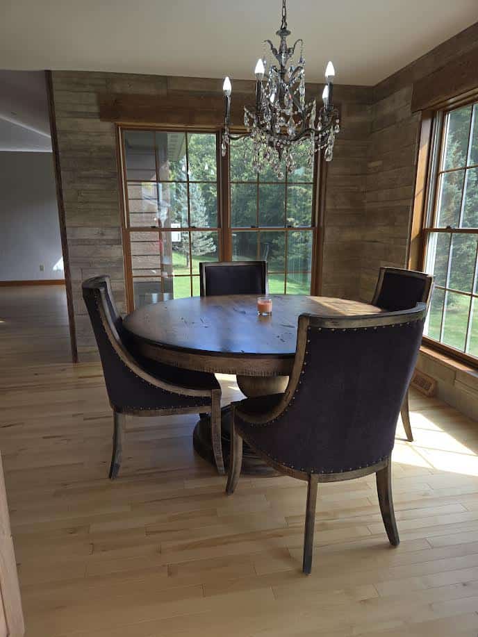 Spacious Dining Room
